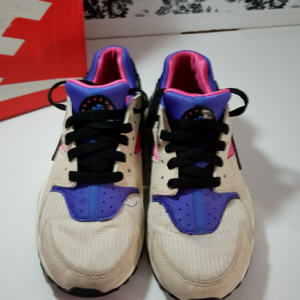 Girls Shoes